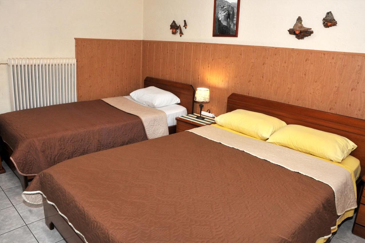 Guesthouse Bloutsos Rooms Kastraki  ภายนอก รูปภาพ
