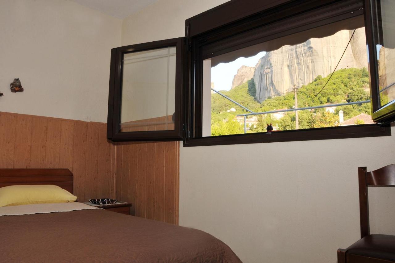 Guesthouse Bloutsos Rooms Kastraki  ภายนอก รูปภาพ