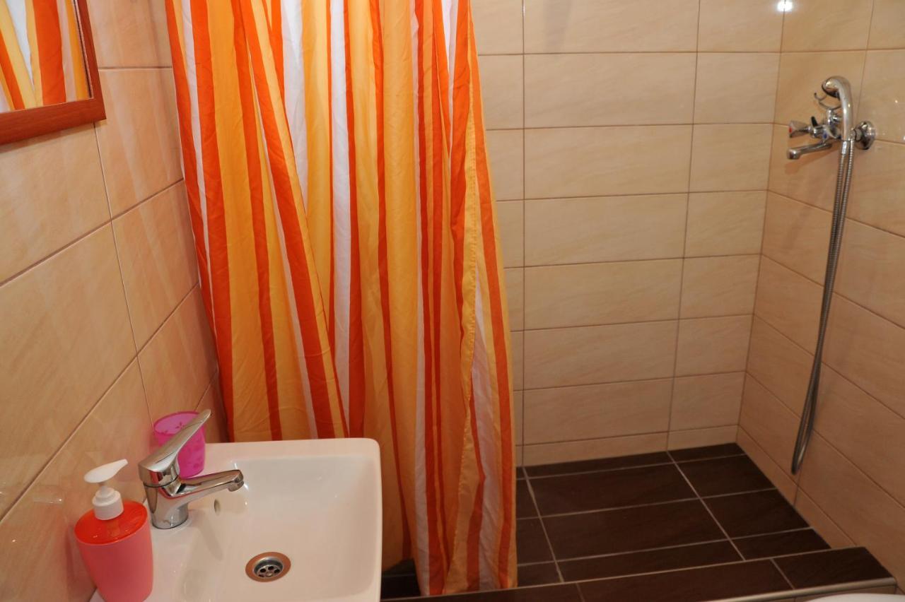 Guesthouse Bloutsos Rooms Kastraki  ภายนอก รูปภาพ