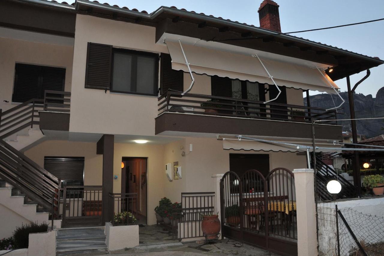 Guesthouse Bloutsos Rooms Kastraki  ภายนอก รูปภาพ